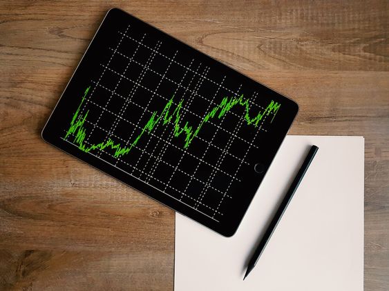 Potřebuješ zlepšit pozornost? Nic nezabírá? Pak si vyhledej informace o metodě EEG biofeedback, třeba tě překvapí a rád/a ji zkusíš